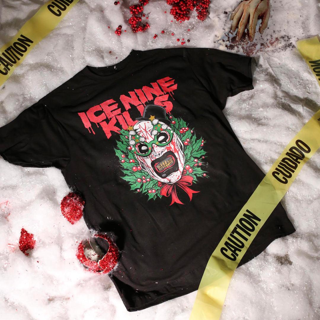 Wreath of Art Tee